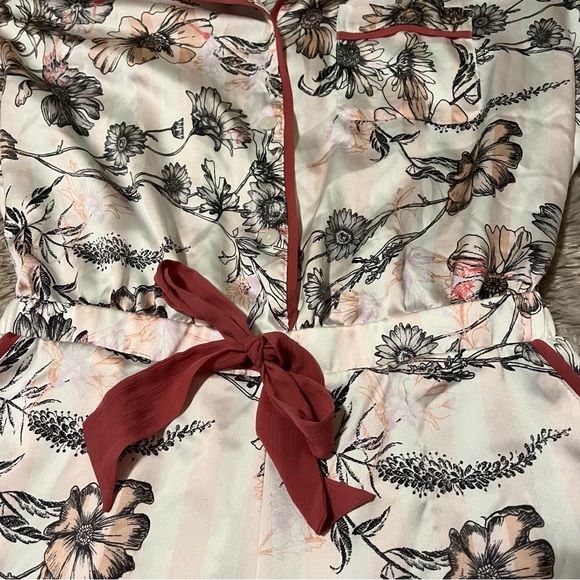 Victoria's Secret Satin Romper Pajamas Floral striped - Picture 3 of 7